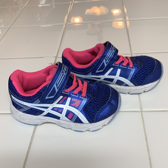 Asics Other - 7 T Asics sneakers. Gently used